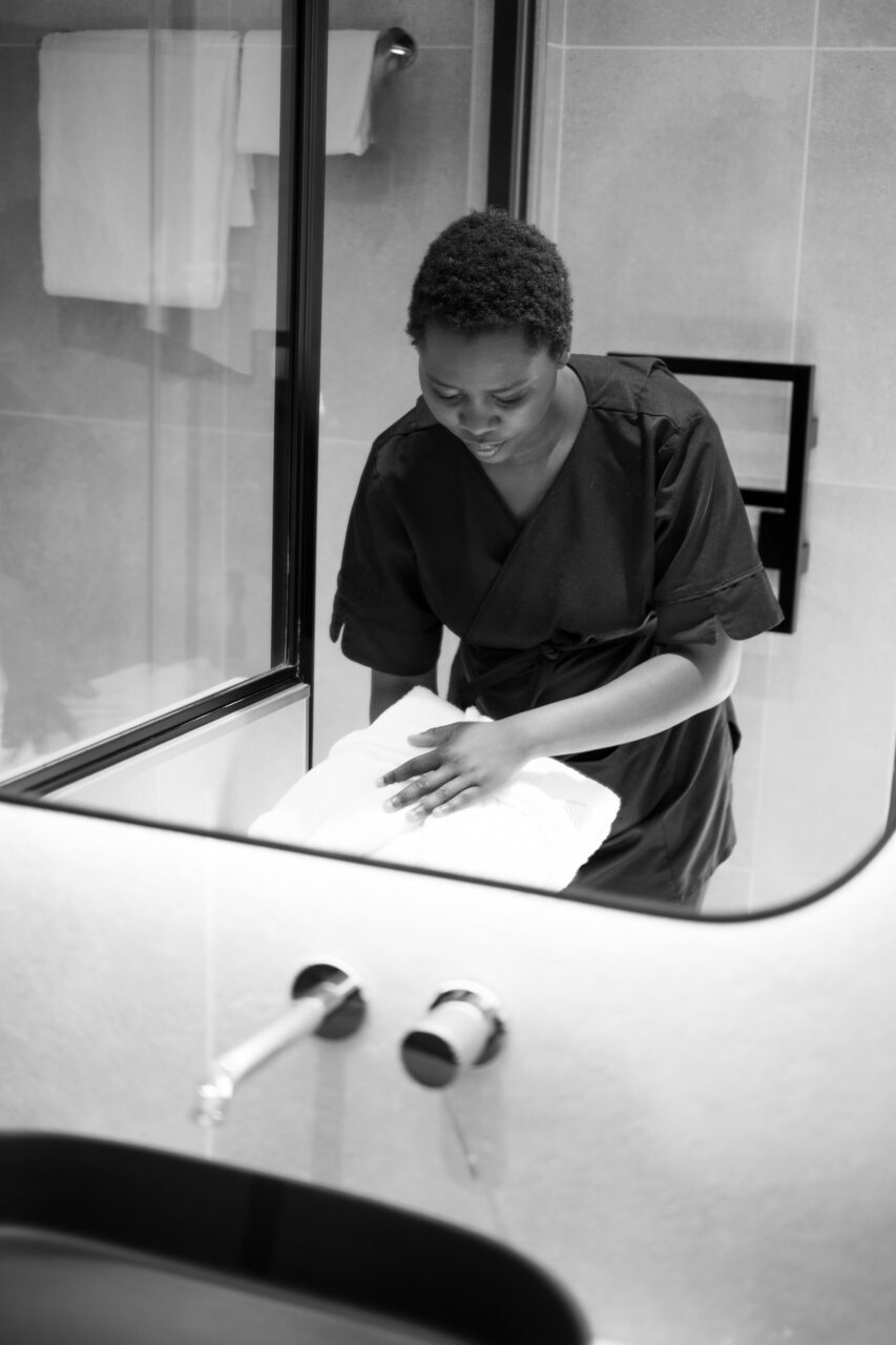 Nettoyage de salle de bain hotel